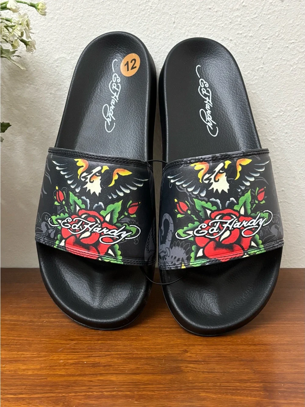 ED HARDY MEN'S TATTOO SLIDES SIZE 12 BLACK ROSES EAGLE NON SKID SOLE POOL BEACH